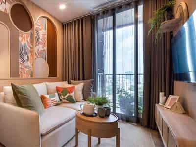 High-riser residence with swimming pools and a picturesque view, Bangkok, Thailand