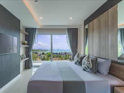 New residence with swimming pools and gardens at 250 meters from the coast, 10 minutes walk from the international school, Phuket, Thailand