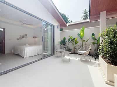 New residential complex of villas with swimming pools close to all infrastructure, Maenam, Samui, Thailand