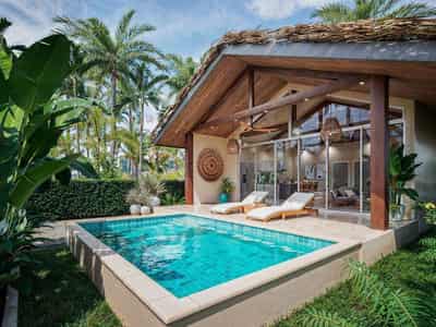 New high-quality villas close to amenities in Maenam, Koh Samui, Thailand