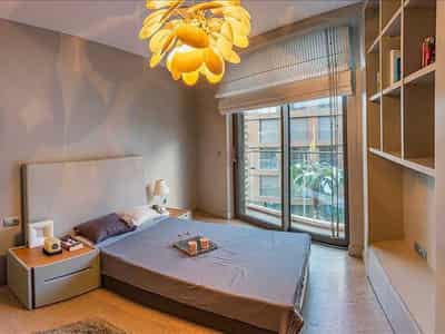 Residence with swimming pools and restaurants close to the coast, in a prestigious area, Istanbul, Turkey