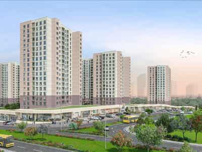 New residence with a swimming pool, green areas and a fitness center close to a highway, Istanbul, Turkey