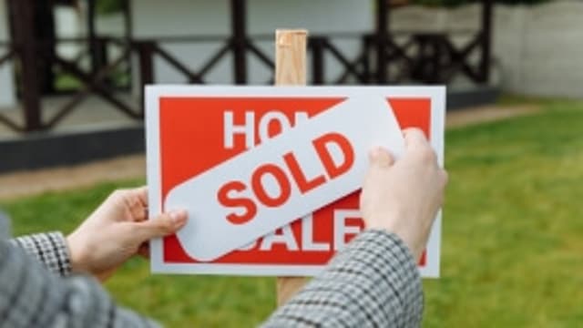 How to Sell Property Abroad — Guide