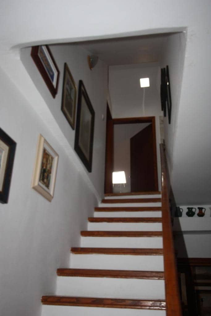 2-Bedroom Apartment in Old Town Kotor — photo 3