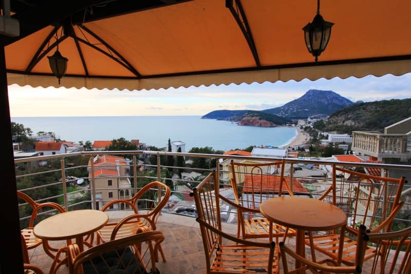 Hotel in Sutomoré — photo 5