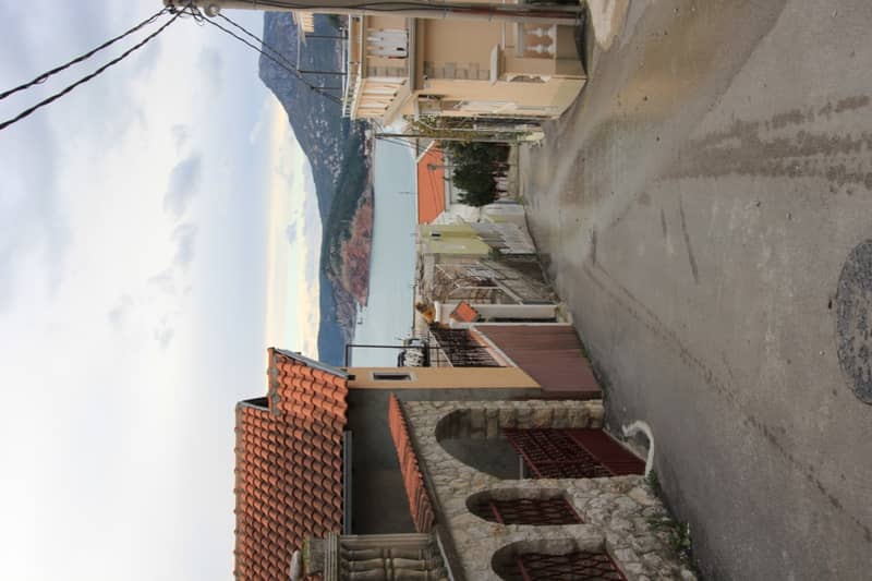 Hotel in Sutomoré — photo 2