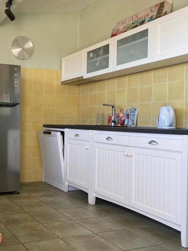 Villa with 3 Separate Apartments – Ideal Investment Opportunity — photo 8