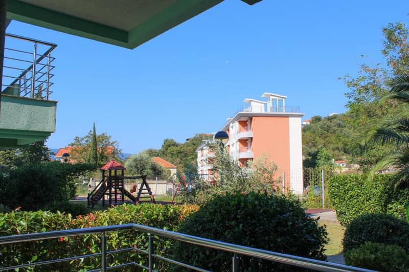 Apartments in a complex in Herceg Novi — photo 4
