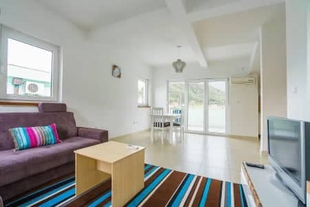 Apartments in a complex in Herceg Novi — photo 8