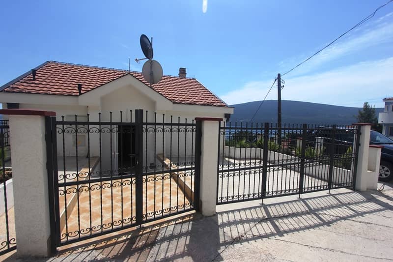 House in Baosici with Stunning Sea Views — photo 15