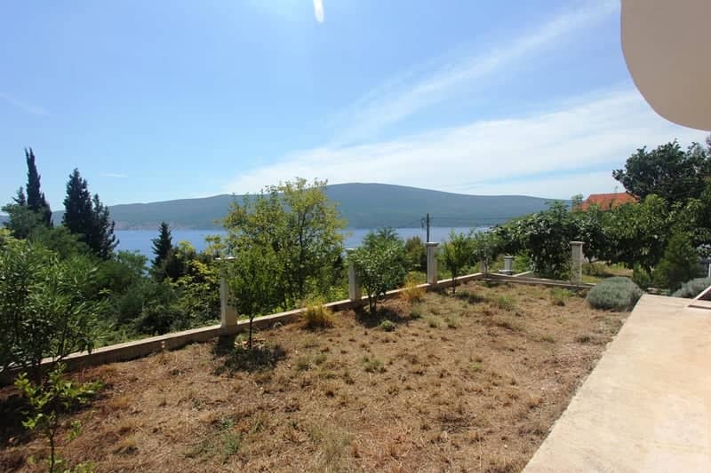 House in Baosici with Stunning Sea Views — photo 14