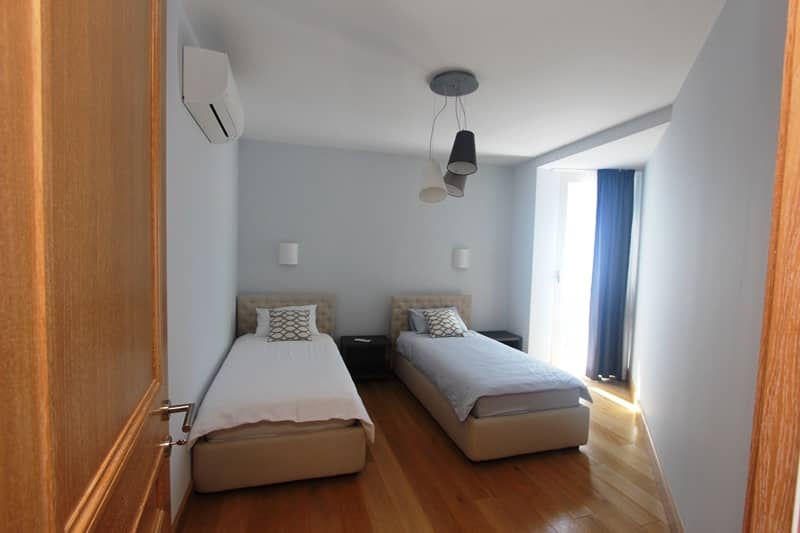 Villa with Pool in Budva — photo 9