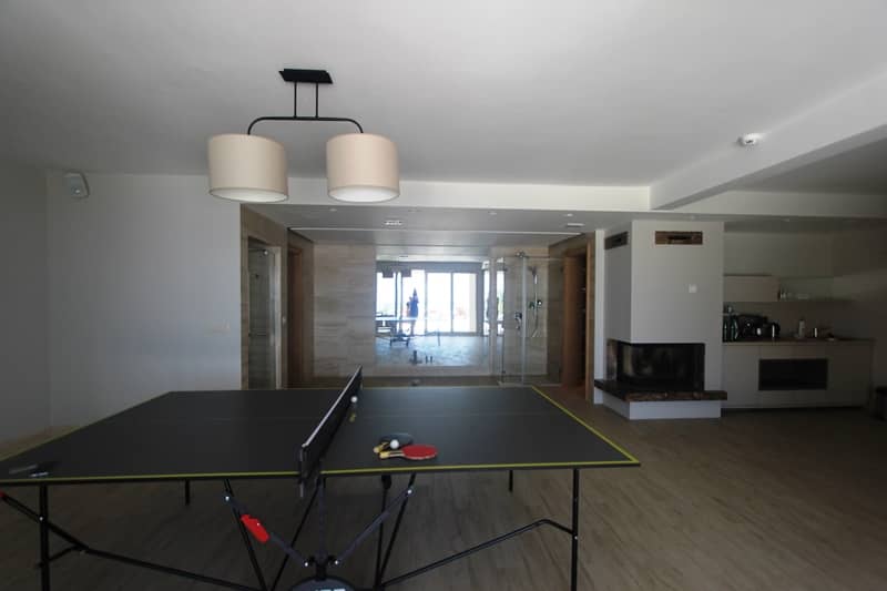 Villa with Pool in Budva — photo 13