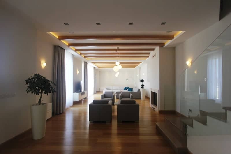 Villa with Pool in Budva — photo 16