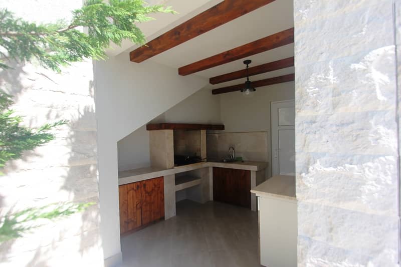 Villa with Pool in Budva — photo 15