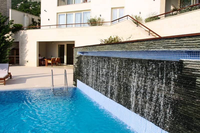 Villa with Pool in Budva — photo 3