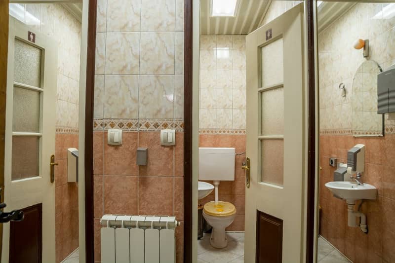 Два дома с рестораном на первой линии — фото 31