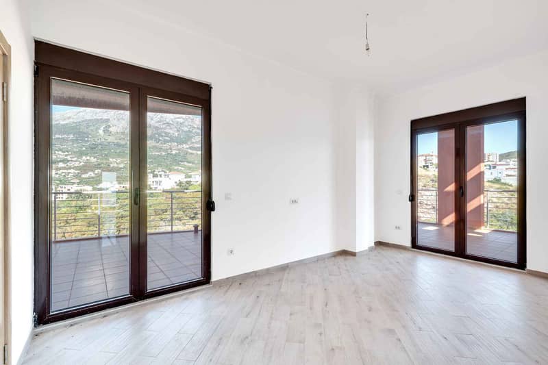 Penthouses in Dobrota — photo 32