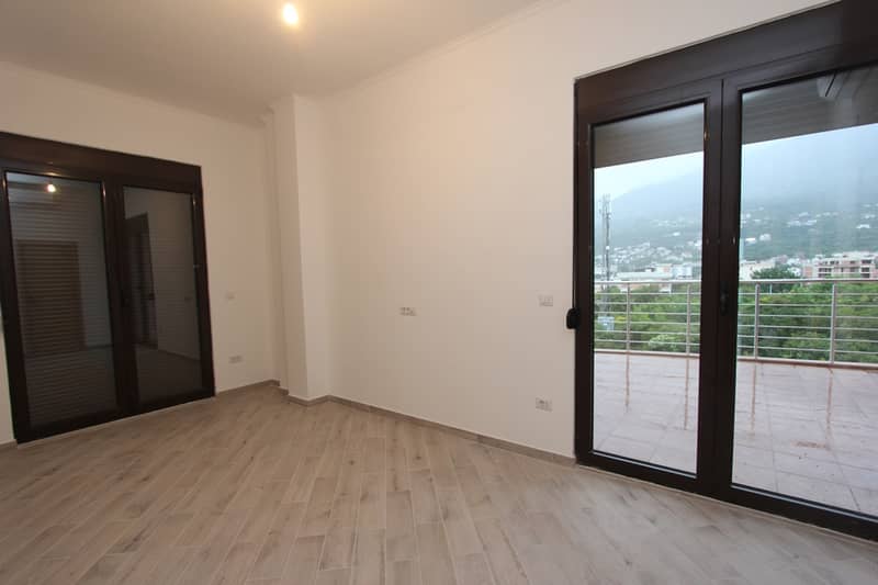 Penthouses in Dobrota — photo 29