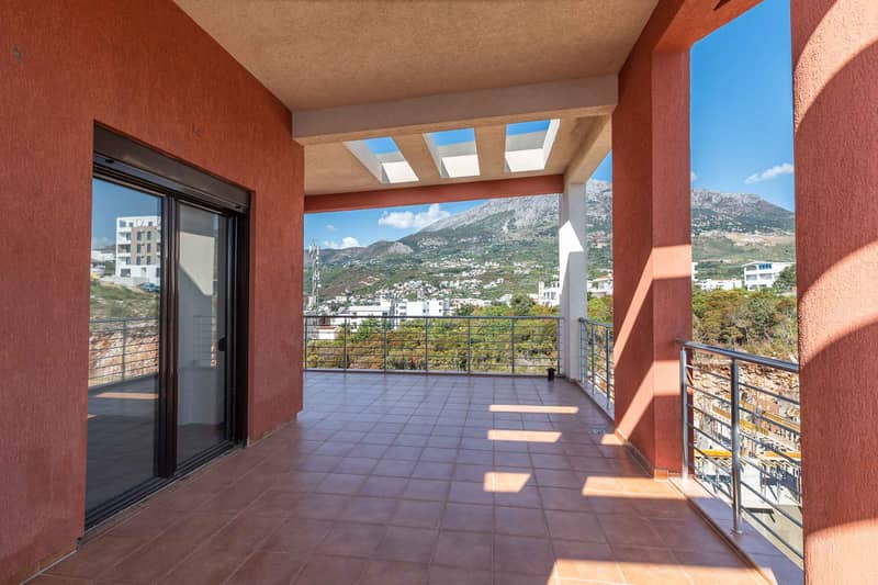 Penthouses in Dobrota — photo 24