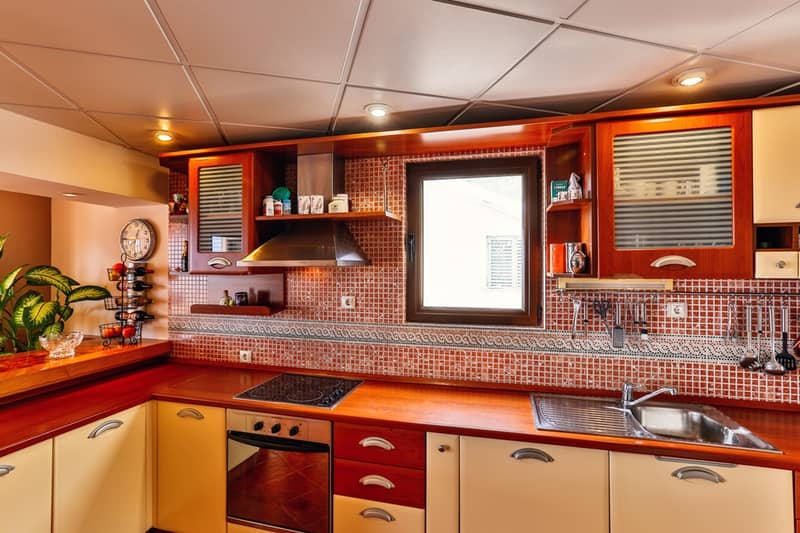 Spacious Three-Bedroom Duplex Apartment in Budva (Dubovica) — 156 m² — photo 8
