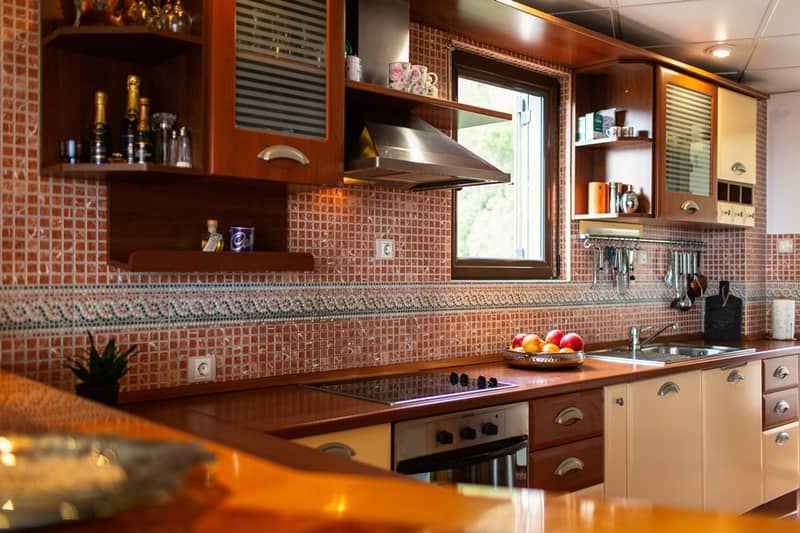 Spacious Three-Bedroom Duplex Apartment in Budva (Dubovica) — 156 m² — photo 9