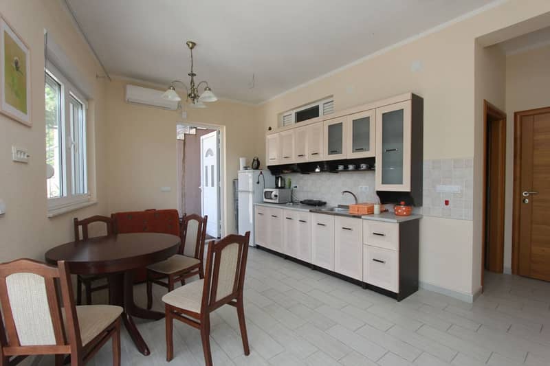Apartment in Tivat — photo 2