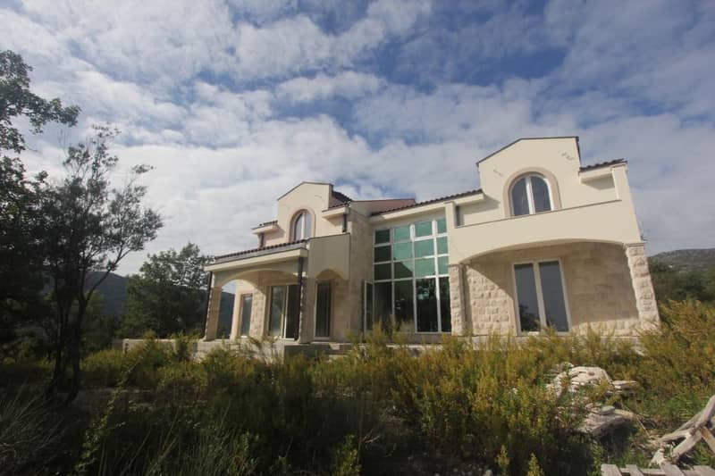 Two-Story House with Sea and Mountain Views in Herceg Novi Area — photo 9