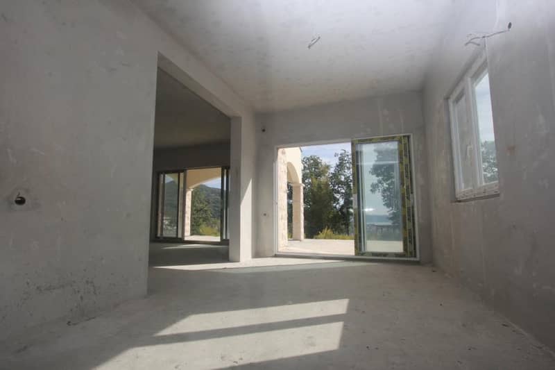 Two-Story House with Sea and Mountain Views in Herceg Novi Area — photo 4