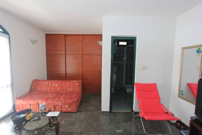Bright Villa with Pool in Petrovac — photo 36