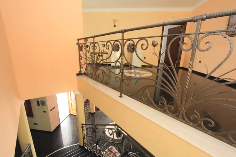 Bright Villa with Pool in Petrovac — photo 21
