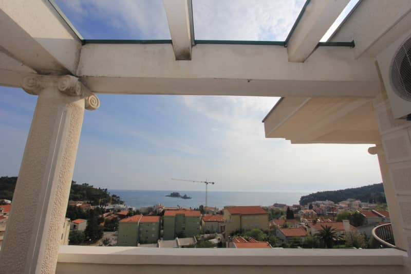 Bright Villa with Pool in Petrovac — photo 24