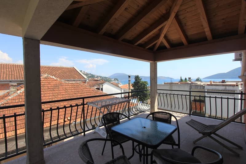 Отель в Игало — фото 4