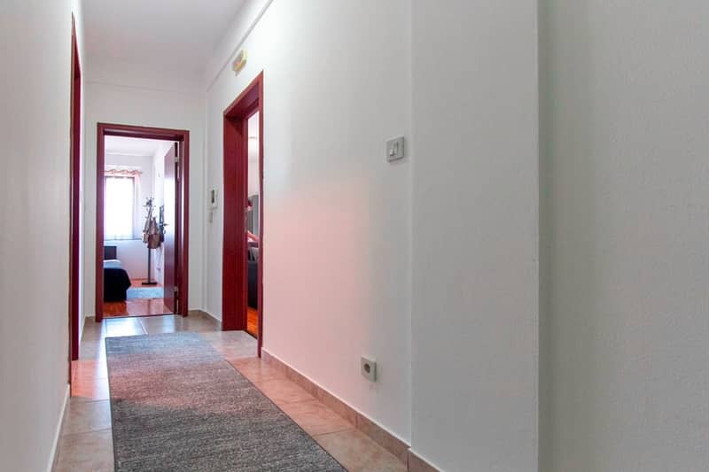 Apartment in Ulcinj with Sea View — photo 8