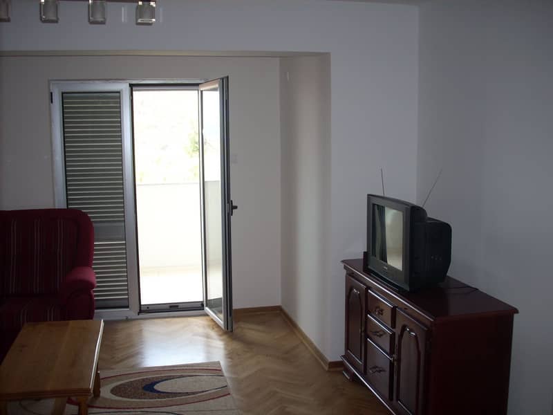 Spacious house in Markovići — photo 4