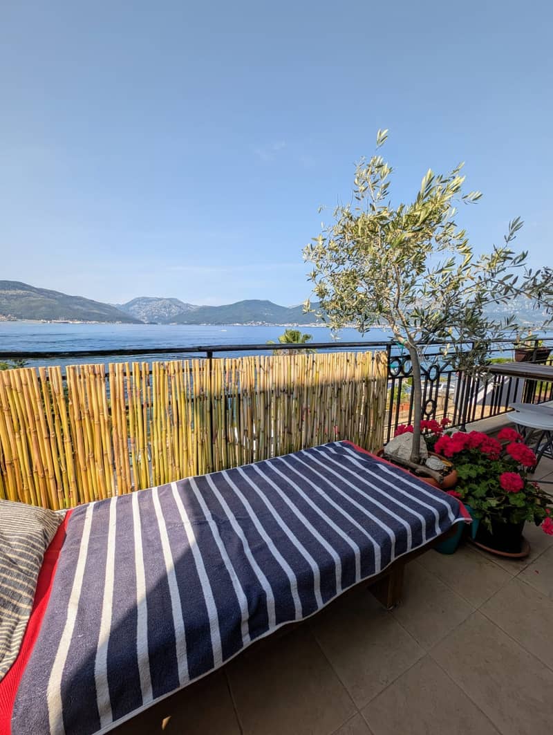 Apartment with panoramic sea view on the waterfront in Krašići — photo 13