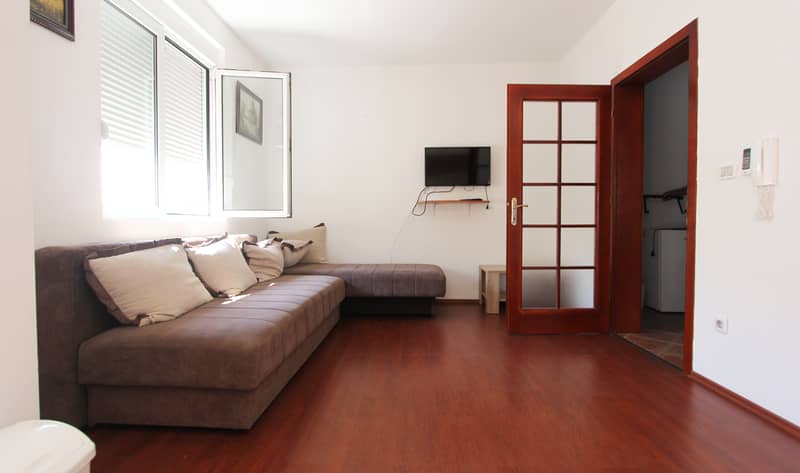 Apartments in a multi-apartment building in Sutimore — photo 5