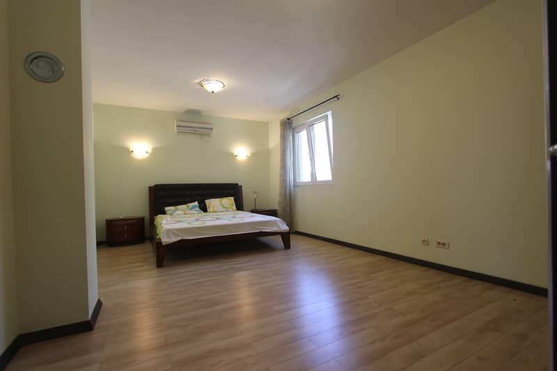 Villa with Pool in Sutomore — photo 8