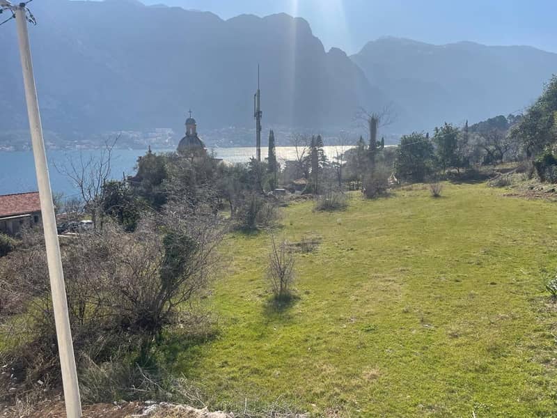 Urbanized plot in Prčanj with sea view — photo 4