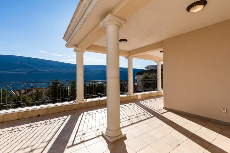 New Villas for Sale in Complex with Views of the Bay of Kotor — photo 30