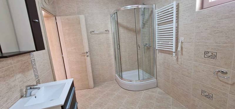 1-Bedroom and 2-Bedroom Apartments in Bečići — photo 9