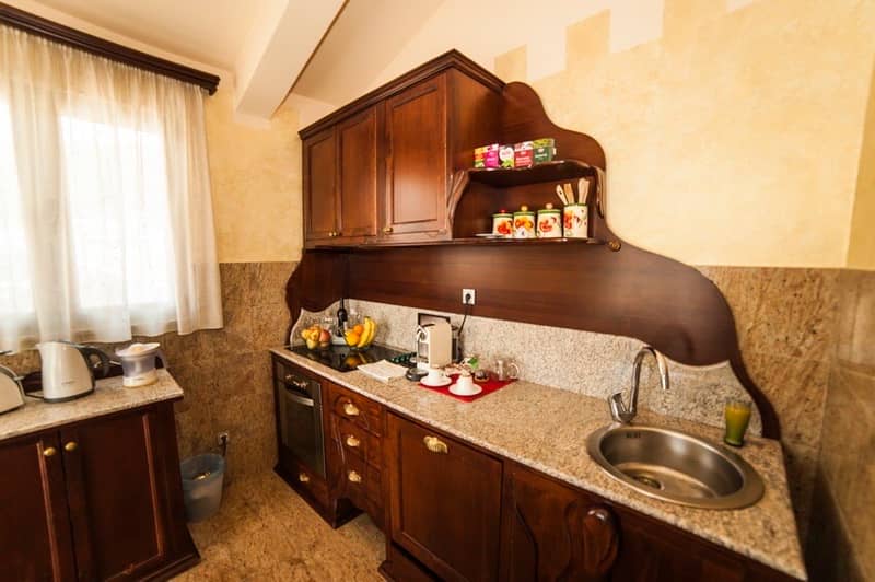Penthouse in the heart of Budva with stunning city views — photo 7