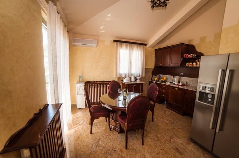 Penthouse in the heart of Budva with stunning city views — photo 5
