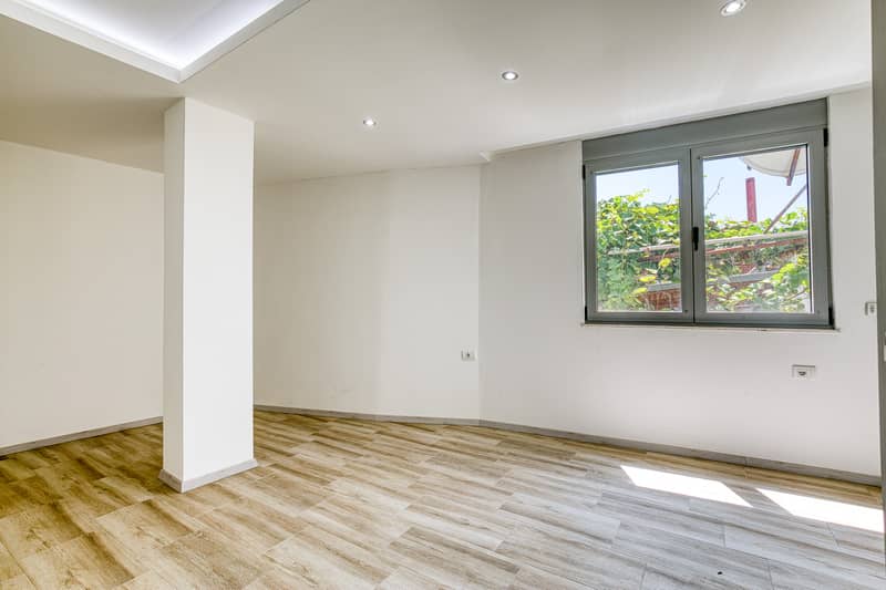 Penthouse in Ulcinj with sea view — photo 20