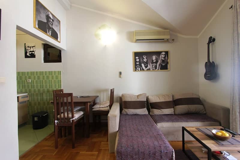 Two-Bedroom Apartment in Budva Close to the Sea — photo 3