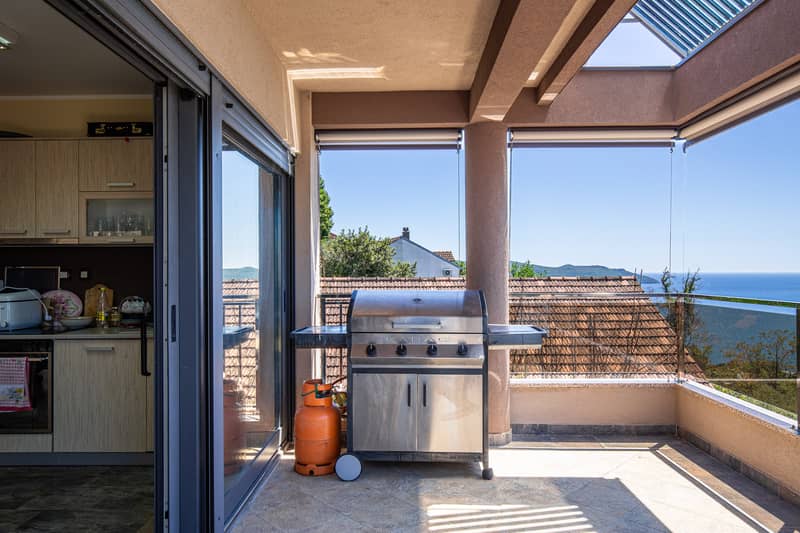 Excellent Villa in the Center of Herceg Novi — photo 28