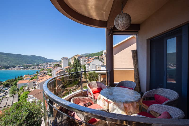Excellent Villa in the Center of Herceg Novi — photo 48