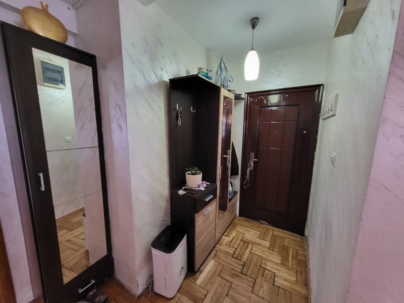 Apartment with spacious terrace in a quiet place in Budva — photo 7