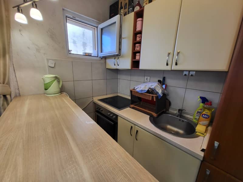 Apartment with spacious terrace in a quiet place in Budva — photo 3
