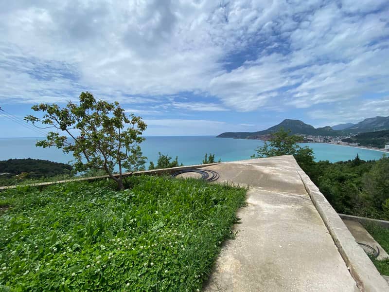 Fenced land plot with panoramic view of the Adriatic Sea — photo 3